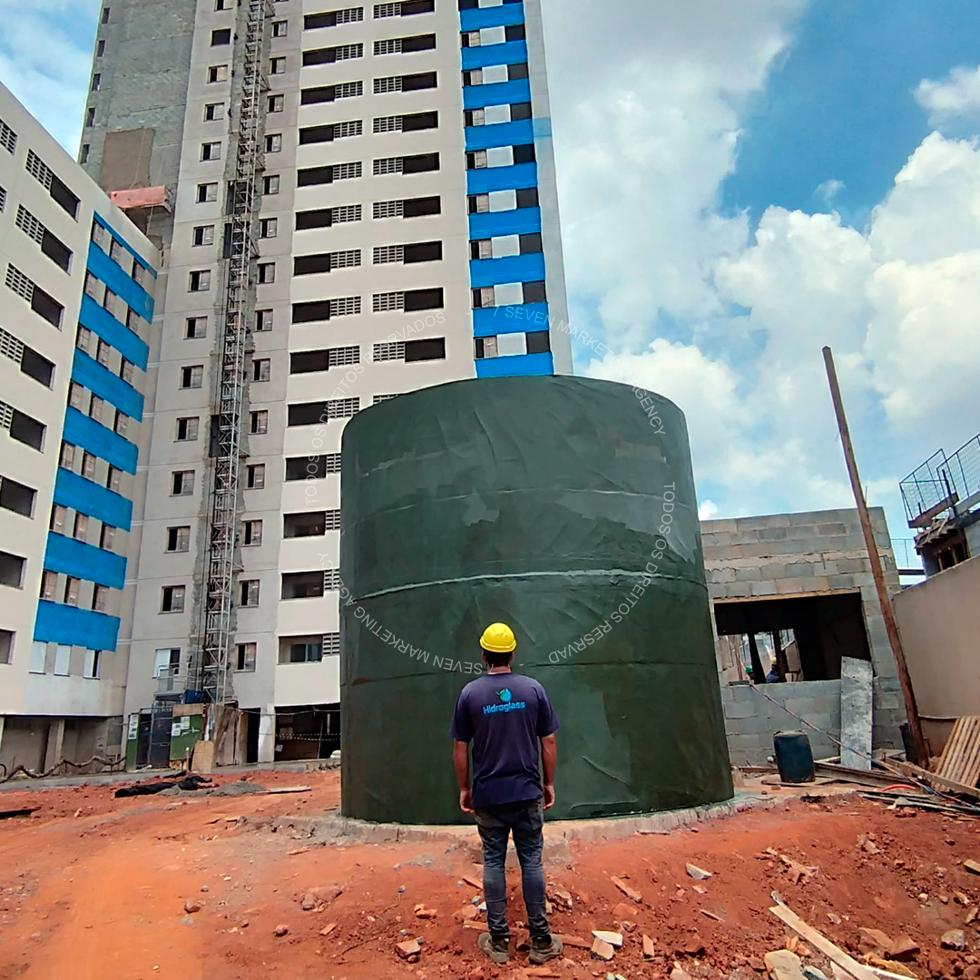 Reservatório em PRFV aplicado em obra